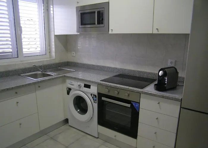 House In Quiet Place, Free Parking Ferienhaus