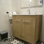 House In Quiet Place, Free Parking بيت للعطل *
