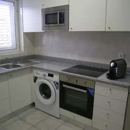 House In Quiet Place, Free Parking Vakantiehuis