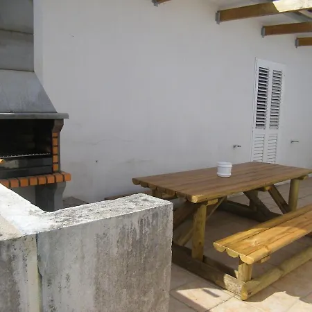 House In Quiet Place, Free Parking Sao Roque (Aveiro)