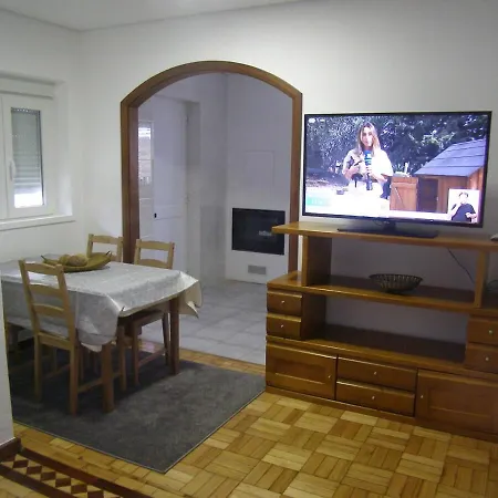 Vakantiehuis House In Quiet Place, Free Parking *