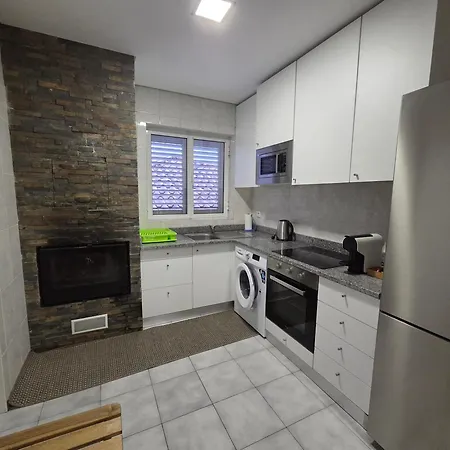 Vakantiehuis House In Quiet Place, Free Parking *