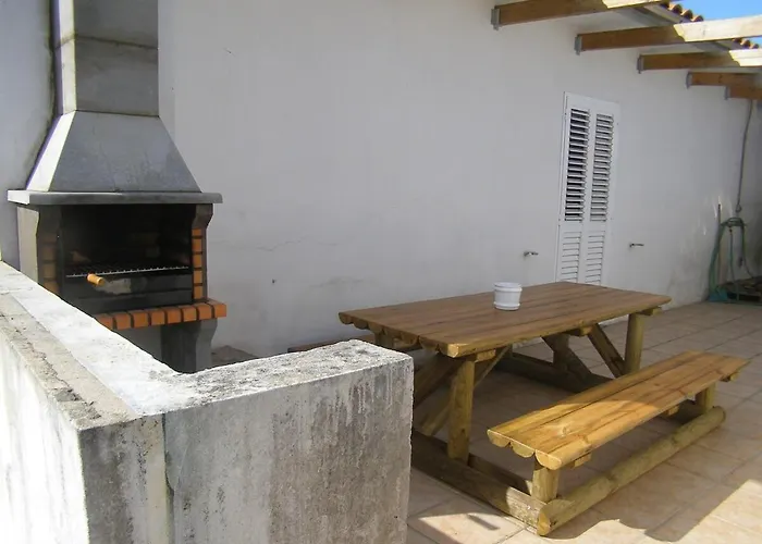 House In Quiet Place, Free Parking Sao Roque (Aveiro)